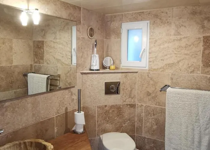 Villa La Guepiere 2 *